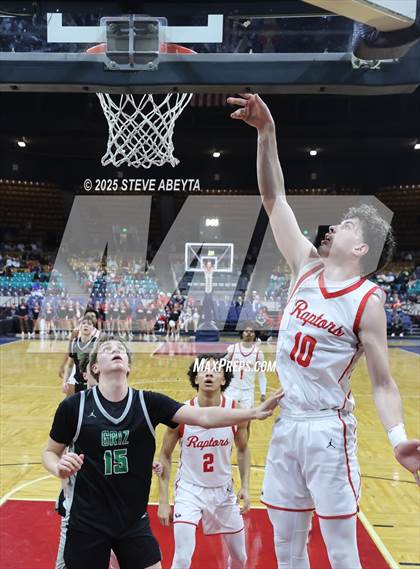 Thumbnail 3 in ThunderRidge vs. Eaglecrest (CHSAA 6A Great 8) photogallery.