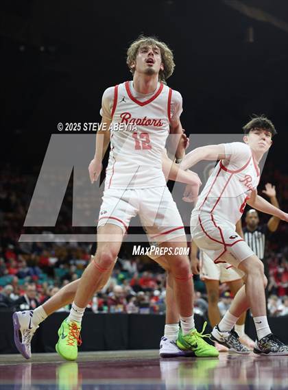 Thumbnail 2 in ThunderRidge vs. Eaglecrest (CHSAA 6A Great 8) photogallery.
