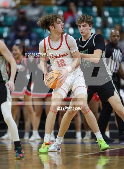 Thumbnail 1 in ThunderRidge vs. Eaglecrest (CHSAA 6A Great 8) photogallery.