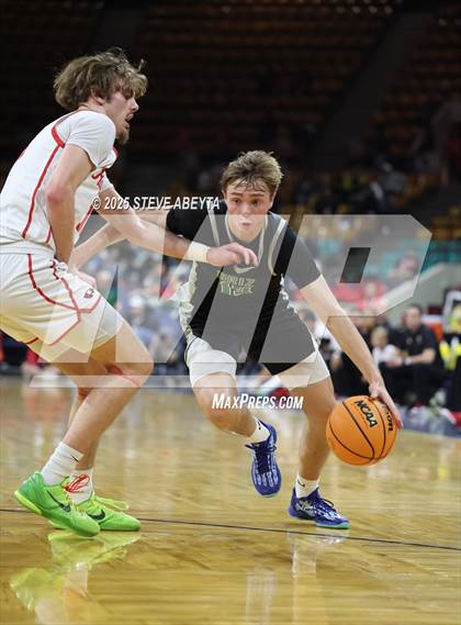 Thumbnail 2 in ThunderRidge vs. Eaglecrest (CHSAA 6A Great 8) photogallery.