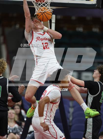 Thumbnail 2 in ThunderRidge vs. Eaglecrest (CHSAA 6A Great 8) photogallery.