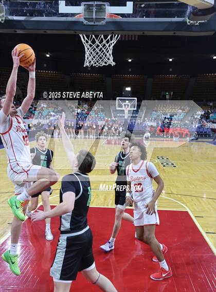 Thumbnail 2 in ThunderRidge vs. Eaglecrest (CHSAA 6A Great 8) photogallery.
