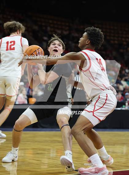 Thumbnail 1 in ThunderRidge vs. Eaglecrest (CHSAA 6A Great 8) photogallery.