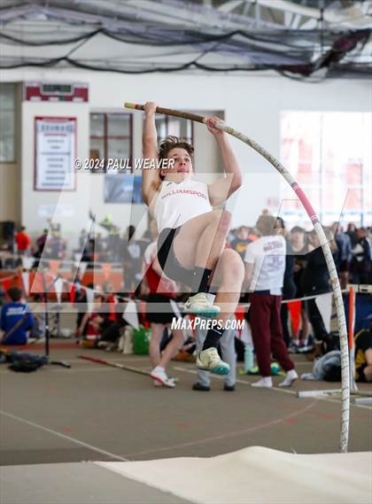 Thumbnail 2 in River Hawk High School Invitational (Boys Events) photogallery.