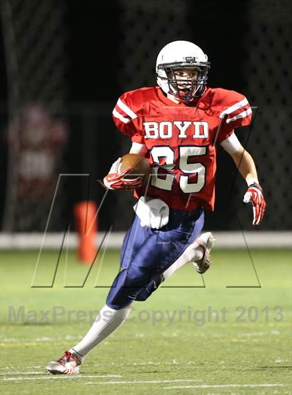 Thumbnail 3 in Boyd A vs Williams photogallery.