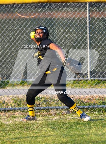 Thumbnail 2 in Notre Dame @ Hixson (Scrimmage) photogallery.