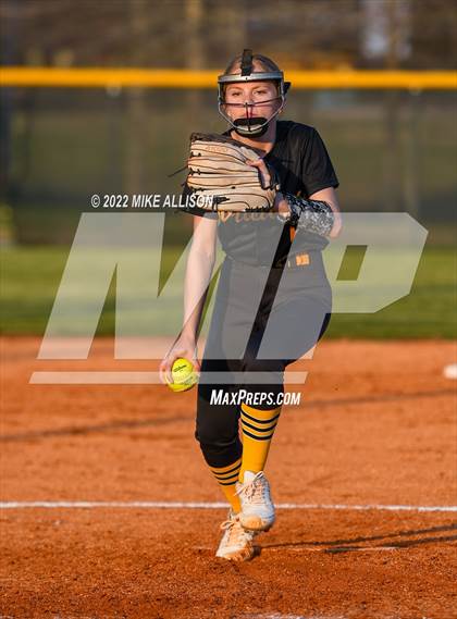 Thumbnail 3 in Notre Dame @ Hixson (Scrimmage) photogallery.