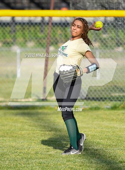 Thumbnail 3 in Notre Dame @ Hixson (Scrimmage) photogallery.