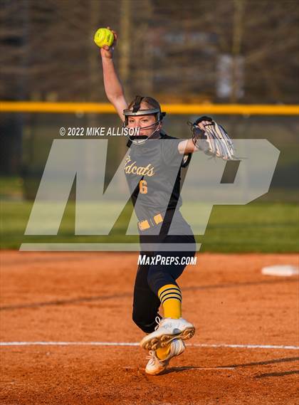 Thumbnail 1 in Notre Dame @ Hixson (Scrimmage) photogallery.