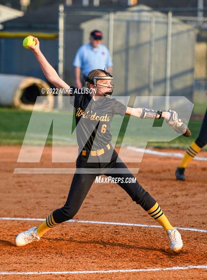 Thumbnail 1 in Notre Dame @ Hixson (Scrimmage) photogallery.
