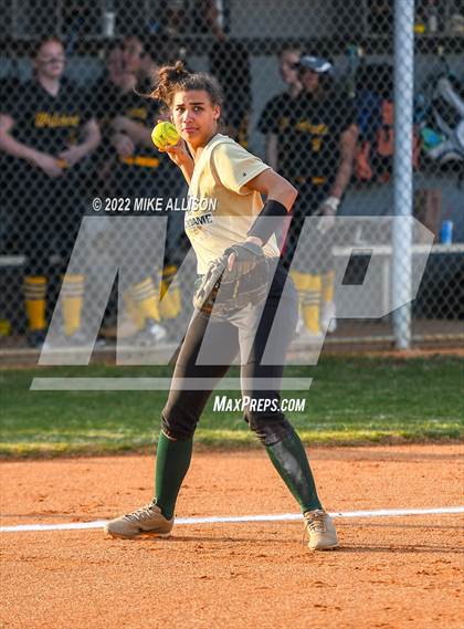 Thumbnail 2 in Notre Dame @ Hixson (Scrimmage) photogallery.