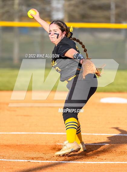Thumbnail 1 in Notre Dame @ Hixson (Scrimmage) photogallery.