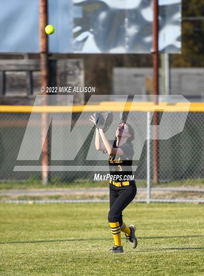Thumbnail 1 in Notre Dame @ Hixson (Scrimmage) photogallery.