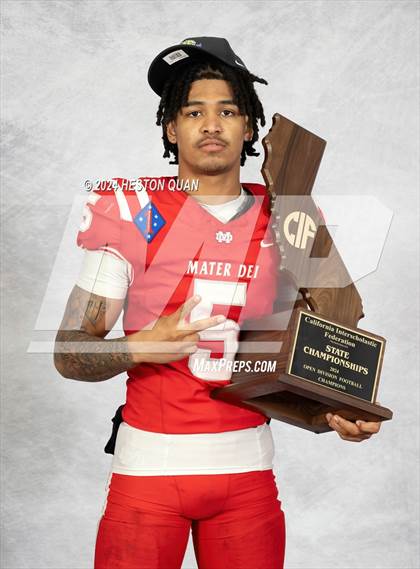 Thumbnail 3 in Mater Dei (CIF State Open Champions) photogallery.