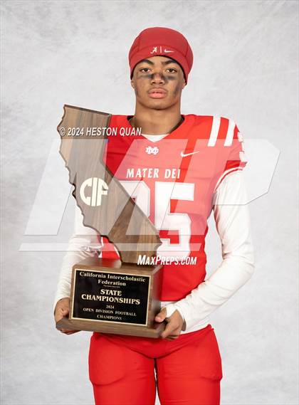 Thumbnail 3 in Mater Dei (CIF State Open Champions) photogallery.