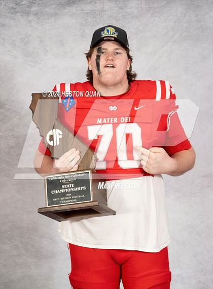 Thumbnail 3 in Mater Dei (CIF State Open Champions) photogallery.