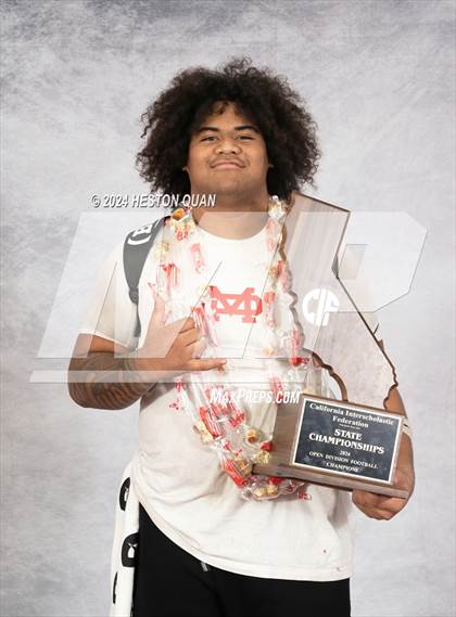 Thumbnail 1 in Mater Dei (CIF State Open Champions) photogallery.