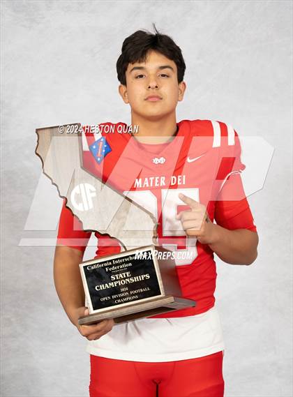 Thumbnail 1 in Mater Dei (CIF State Open Champions) photogallery.