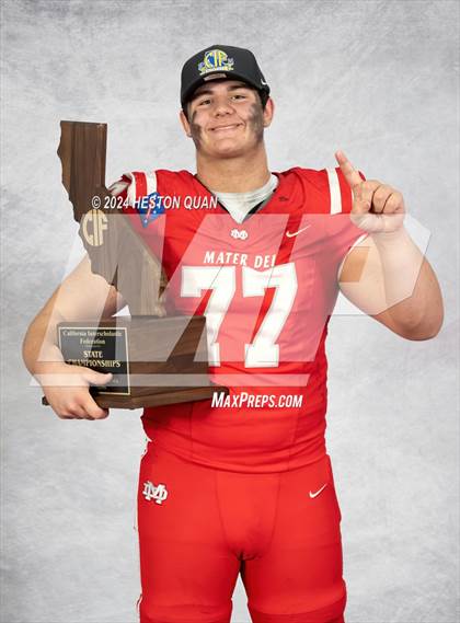 Thumbnail 1 in Mater Dei (CIF State Open Champions) photogallery.