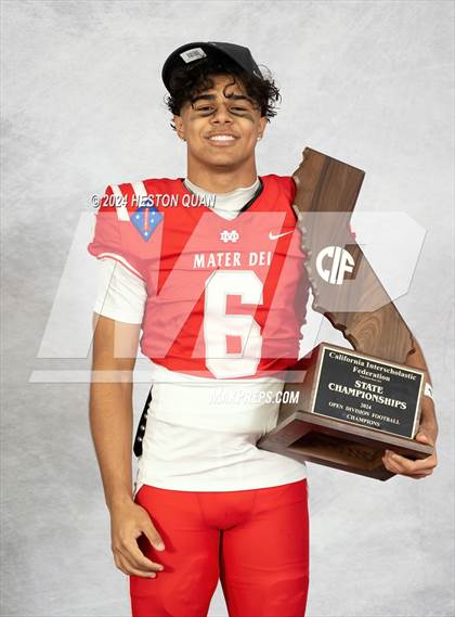 Thumbnail 2 in Mater Dei (CIF State Open Champions) photogallery.