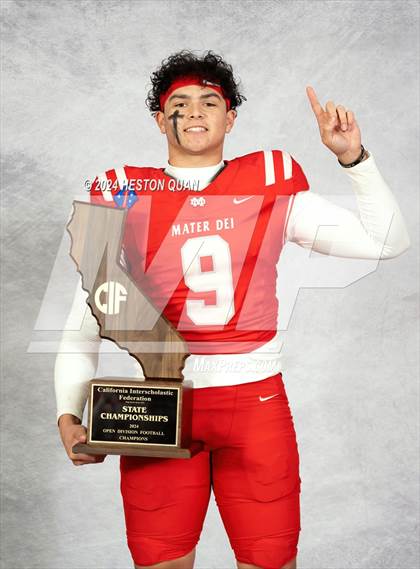 Thumbnail 3 in Mater Dei (CIF State Open Champions) photogallery.