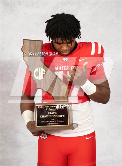 Thumbnail 2 in Mater Dei (CIF State Open Champions) photogallery.