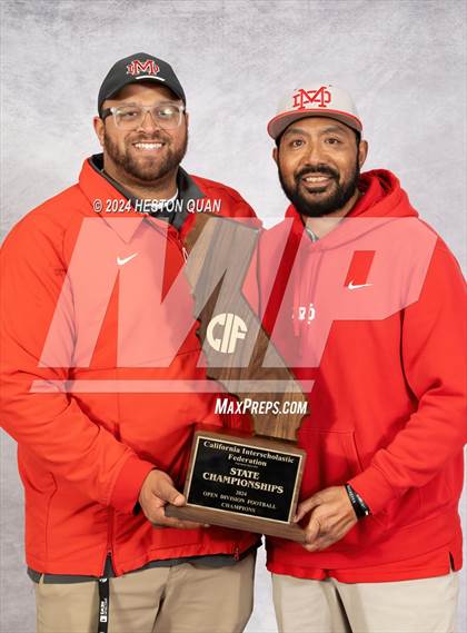 Thumbnail 1 in Mater Dei (CIF State Open Champions) photogallery.