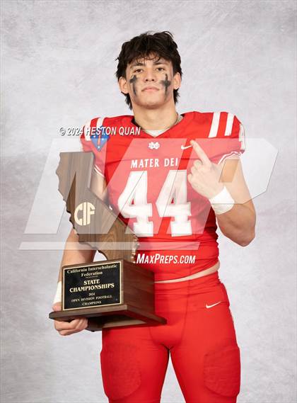 Thumbnail 2 in Mater Dei (CIF State Open Champions) photogallery.
