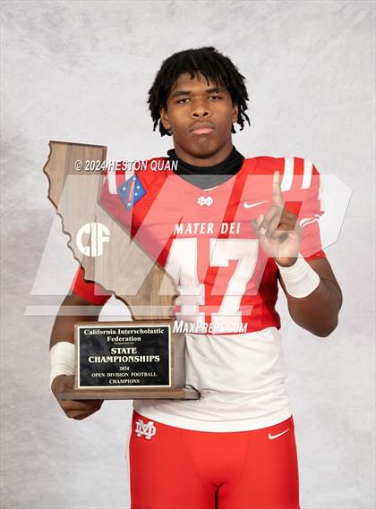 Thumbnail 3 in Mater Dei (CIF State Open Champions) photogallery.