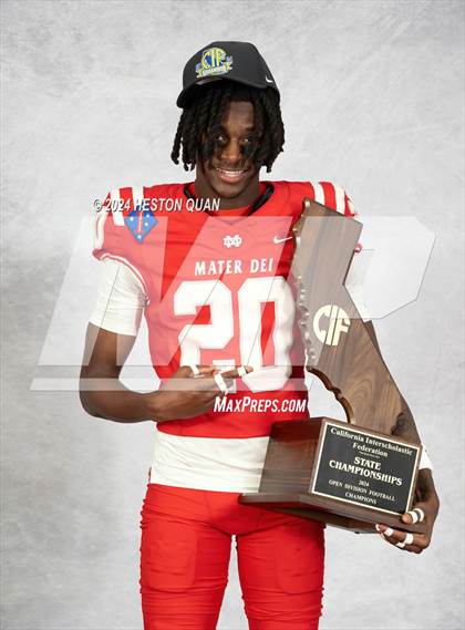 Thumbnail 2 in Mater Dei (CIF State Open Champions) photogallery.