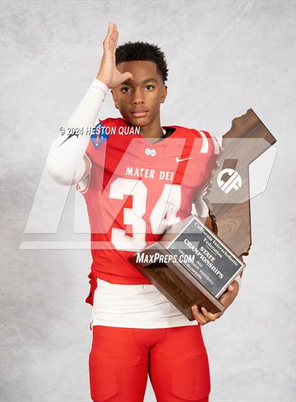 Thumbnail 2 in Mater Dei (CIF State Open Champions) photogallery.
