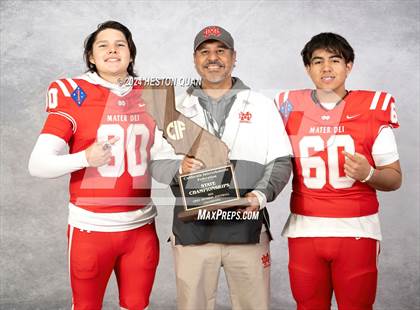 Thumbnail 2 in Mater Dei (CIF State Open Champions) photogallery.