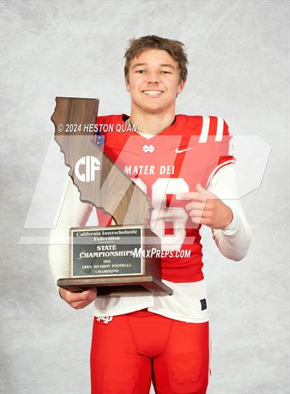Thumbnail 3 in Mater Dei (CIF State Open Champions) photogallery.