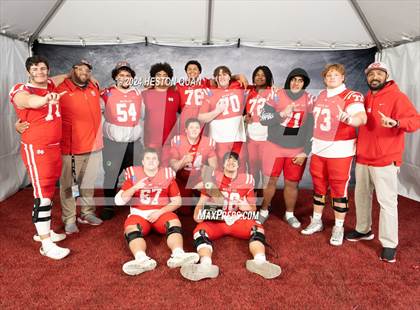 Thumbnail 3 in Mater Dei (CIF State Open Champions) photogallery.