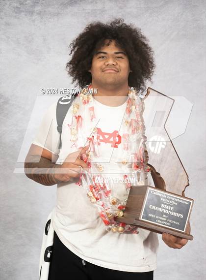 Thumbnail 3 in Mater Dei (CIF State Open Champions) photogallery.
