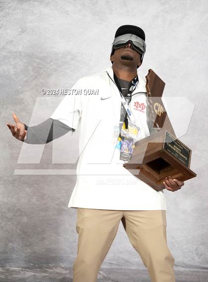 Thumbnail 2 in Mater Dei (CIF State Open Champions) photogallery.
