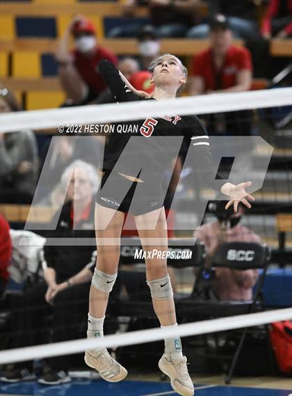 Thumbnail 3 in Archie Williams vs. Buckley (CIF State D3 Final) photogallery.