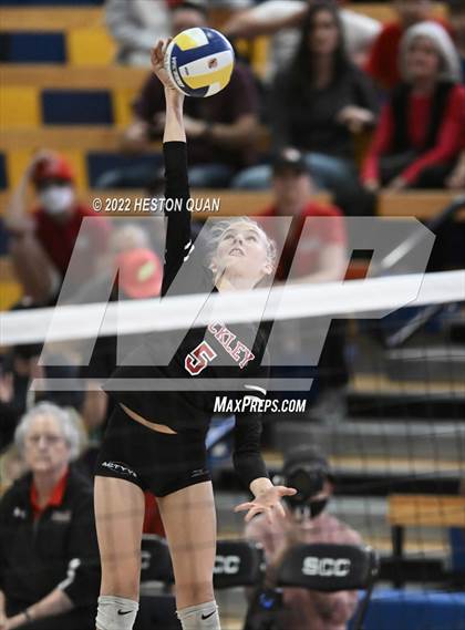 Thumbnail 2 in Archie Williams vs. Buckley (CIF State D3 Final) photogallery.