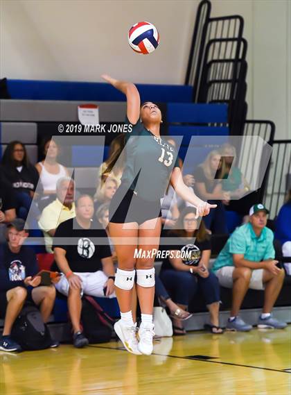 Thumbnail 3 in Vista Murrieta vs. Trinity Catholic (Nike Tournament of Champions) photogallery.