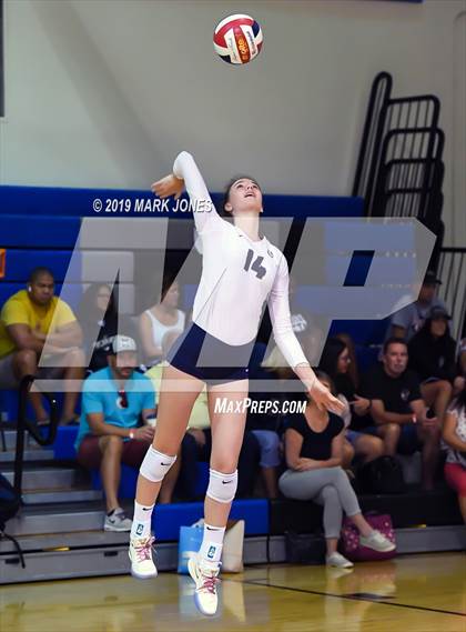 Thumbnail 1 in Vista Murrieta vs. Trinity Catholic (Nike Tournament of Champions) photogallery.