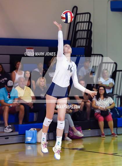 Thumbnail 3 in Vista Murrieta vs. Trinity Catholic (Nike Tournament of Champions) photogallery.