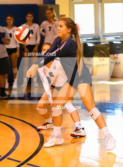 Thumbnail 3 in Vista Murrieta vs. Trinity Catholic (Nike Tournament of Champions) photogallery.