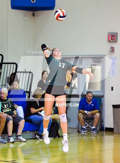 Thumbnail 1 in Vista Murrieta vs. Trinity Catholic (Nike Tournament of Champions) photogallery.