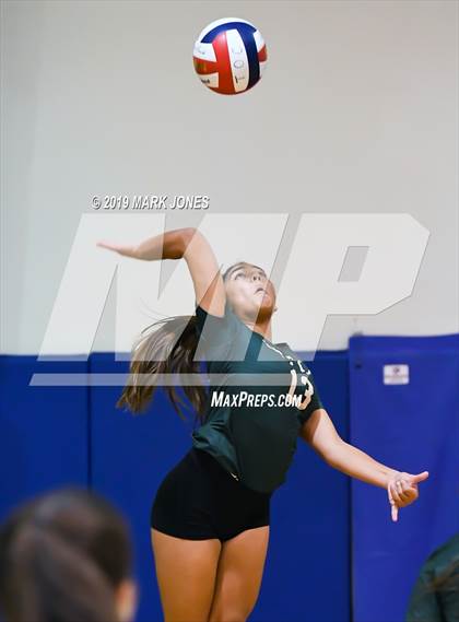 Thumbnail 2 in Vista Murrieta vs. Trinity Catholic (Nike Tournament of Champions) photogallery.