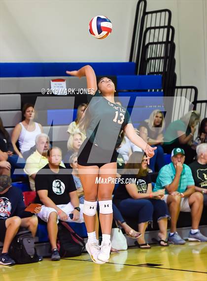 Thumbnail 1 in Vista Murrieta vs. Trinity Catholic (Nike Tournament of Champions) photogallery.