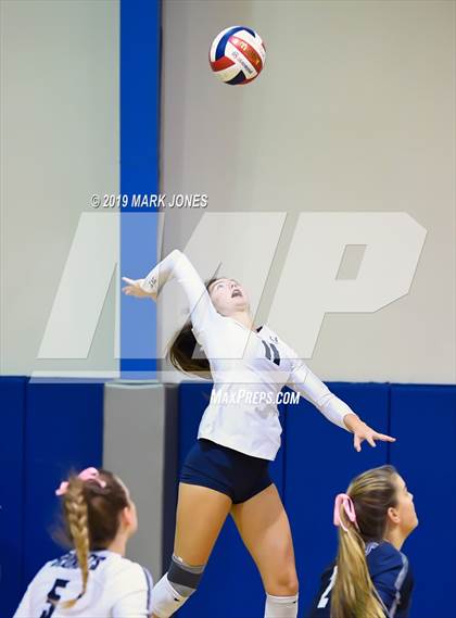 Thumbnail 2 in Vista Murrieta vs. Trinity Catholic (Nike Tournament of Champions) photogallery.