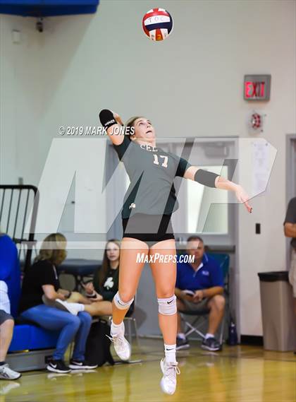 Thumbnail 3 in Vista Murrieta vs. Trinity Catholic (Nike Tournament of Champions) photogallery.