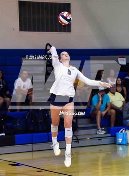 Thumbnail 2 in Vista Murrieta vs. Trinity Catholic (Nike Tournament of Champions) photogallery.