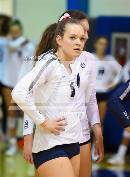 Thumbnail 1 in Vista Murrieta vs. Trinity Catholic (Nike Tournament of Champions) photogallery.