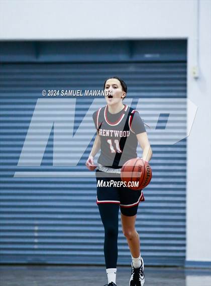 Thumbnail 3 in Brentwood School vs Westchester (Riptide GBB Showcase) photogallery.